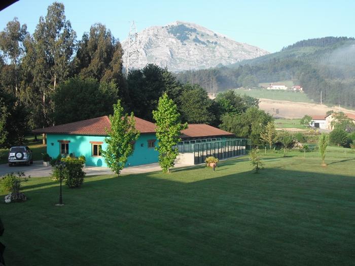 Residencia canina y felina Kantarriketas